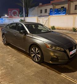 نيسان ألتيما